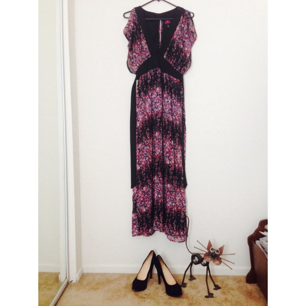💰!!!Reduced!!!💰 2bebe fabulous dress!! 👗
